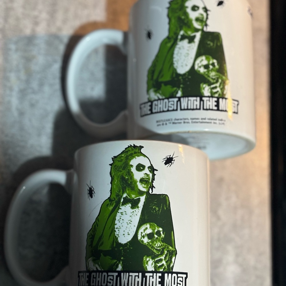 Green and White Graphic Mug